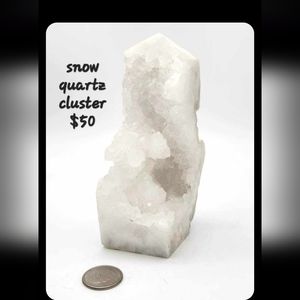 Snow Quatrz  cluster